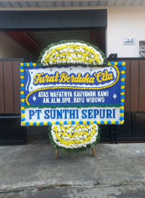Papan Bunga Duka di Minahasa Tenggara