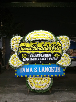 Papan Bunga Duka di Minahasa Tenggara